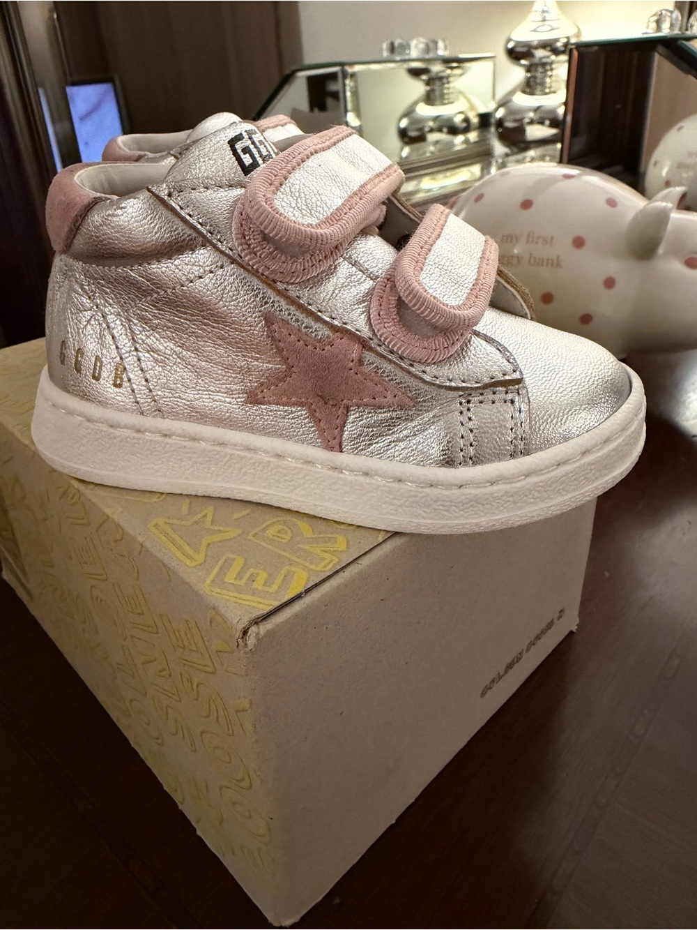 Like New - Golden Goose Kids Metallic Silver Sneakers with Pink Accents Size 22 - Picture 4 of 10